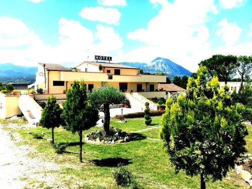 Hotel Vittoria Μπενεβέντο Εξωτερικό φωτογραφία
