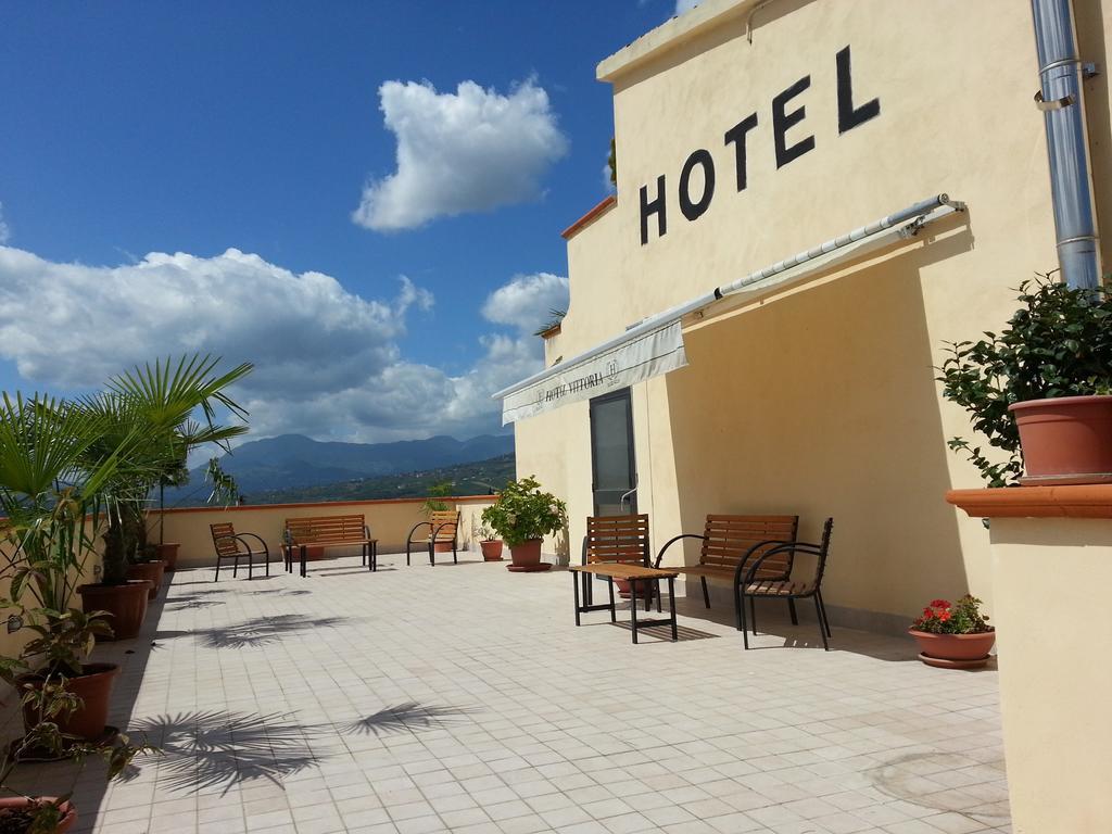Hotel Vittoria Μπενεβέντο Εξωτερικό φωτογραφία